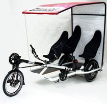 trimobil-e.shuttle_trike_with-advertising-roof_front.jpg